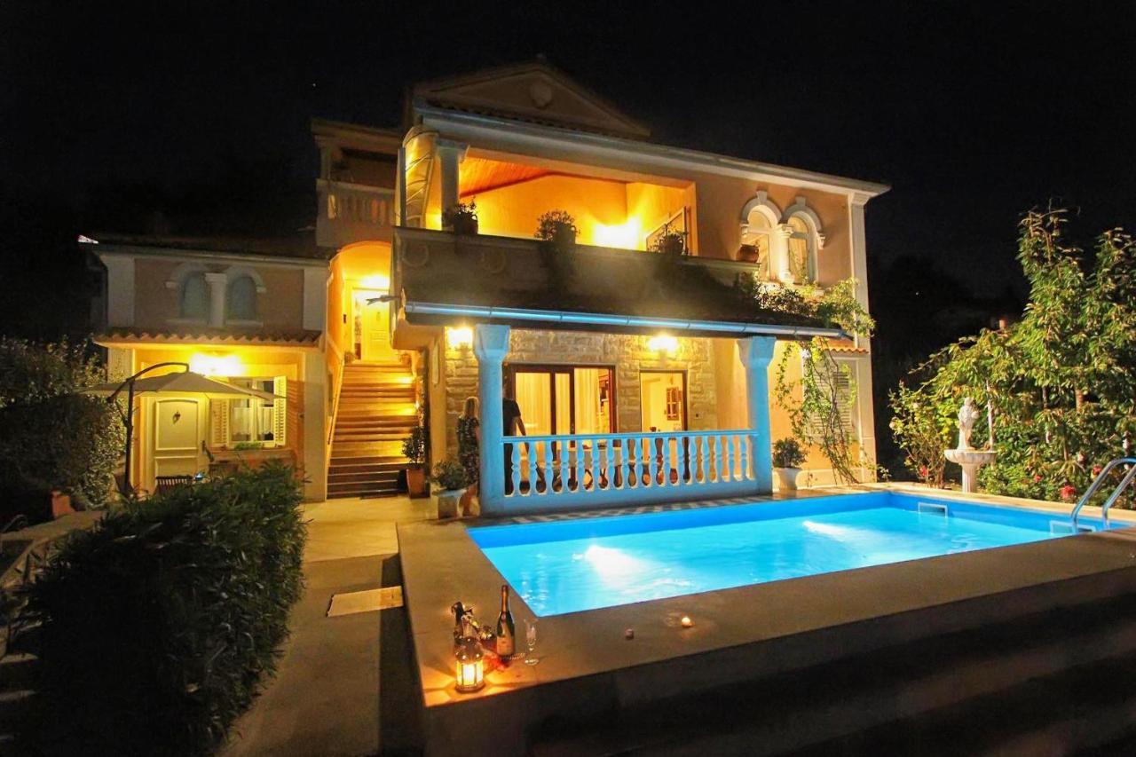 Family Friendly Apartments With A Swimming Pool Lovran, Opatija - 14178 Eksteriør bilde