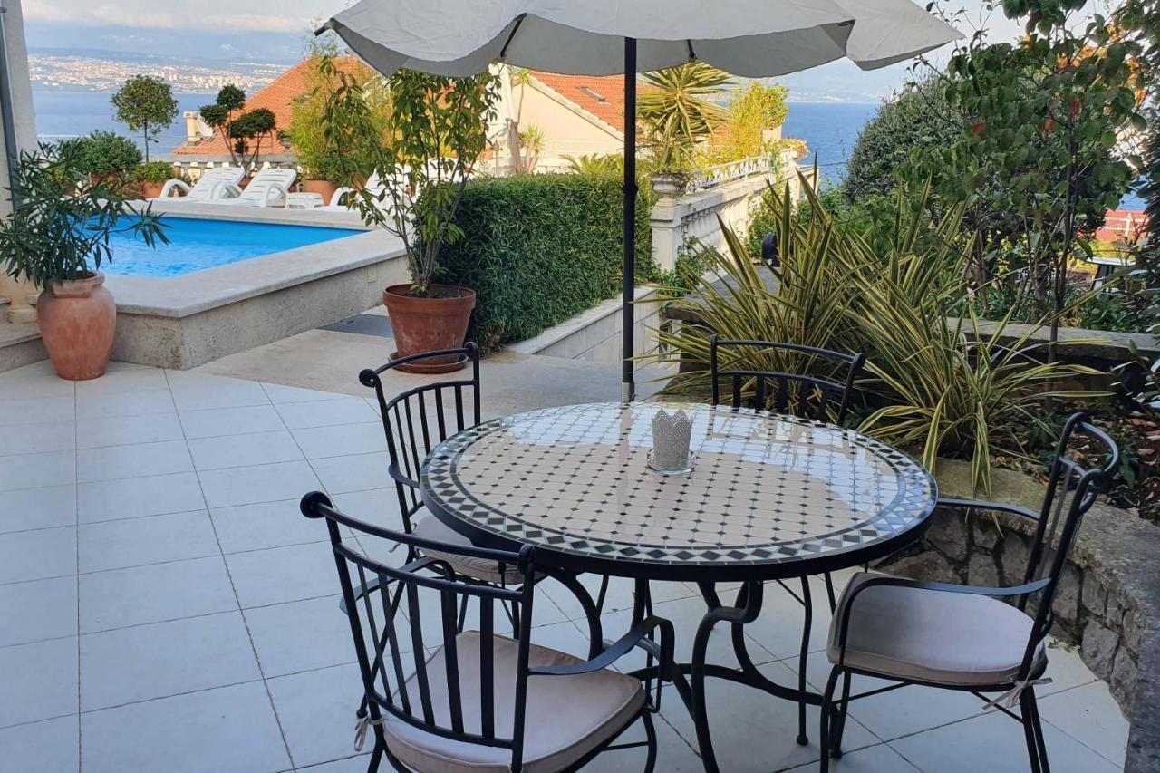 Family Friendly Apartments With A Swimming Pool Lovran, Opatija - 14178 Eksteriør bilde